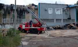 Imagini noi cu Secția de Poliție din Rezina distrusă de flăcări FOTO
