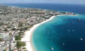 Barbados vine cu oferte tentante pentru cei care muncesc de la distanță