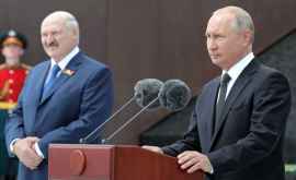Lukașenko ar fi mers în vizită la Moscova pentru o întîlnire nepublică cu Putin