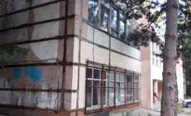 Забытая властями Кишинева школа будет отремонтирована