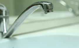 O parte din locuitorii sectorului Ciocana vor rămîne fără apă la robinet