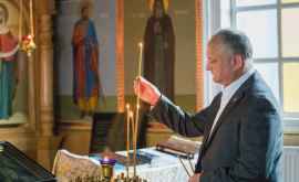 Igor Dodon ia felicitat pe creștini cu ocazia Adormirii Maicii Domnului