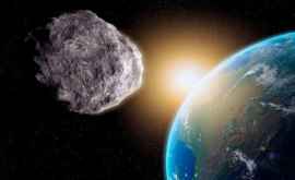 Un asteroid de mari dimensiuni va zbura aproape de Pămînt pe 1 septembrie