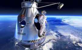 Saltul unui parașutist din stratosferă