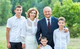 Dodon spune că familia la susținut în decizia de a candida pentru un al doilea mandat de președinte