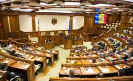 Deputații moldoveni revin de astăzi în sala de ședințe