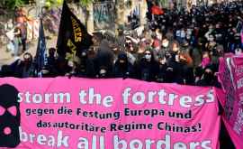 Люди устали от антикоронавирусных ограничений Демонстрации в нескольких странах ЕС