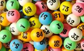 Три брата 40 лет играли в лотерею с одними и теми же числами и сорвали джекпот