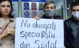 Administrația spitalului din Bălți acuzată că ar fi concediat 14 medici