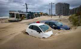 Furtuna Odette a umplut coasta Belgiei cu nisip