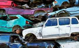 Жители Молдовы бьют тревогу Импорт автохлама катастрофа для страны 