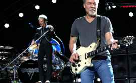 Legendarul chitarist Eddie Van Halen a murit după o lungă luptă cu cancerul