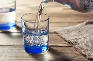 3 semne ca trebuie sa bei mai multa apa