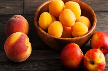 Fructele sîmburoase protejează de diabet şi boli cardiovasculare