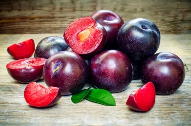 8 beneficii de sanatate ale prunelor