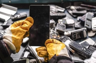 Cîte kilograme de aur se pot obține din reciclarea unui milion de telefoane mobile 