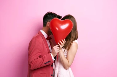 Test: Testează-ți cunoștințele despre sărbătoarea dragostei! 