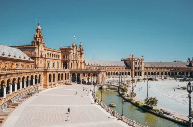 Un oraș spaniol impune taxe turiștilor