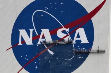NASA a aflat proveniența obiectului, care a distrus acoperișul unei case 