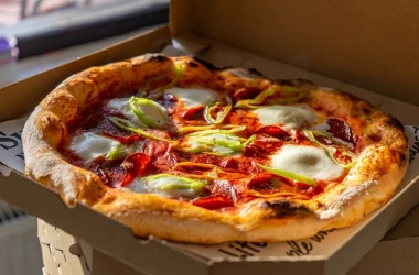 В каком городе хотят запретить ночную доставку пиццы