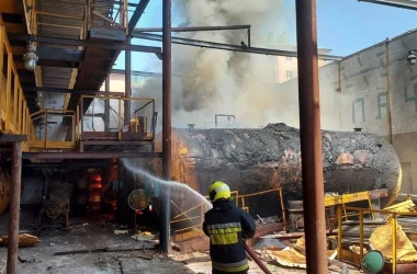 UPDATE// Incendiul de la Botanica a fost stins: Ce s-a întîmplat