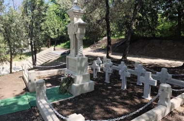 Problema mutării pietrelor funerare pe teritoriul fostului cimitir al garnizoanei din Chișinău, pusă din nou în discuție