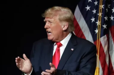 Trump a promis că va „sigila” granița SUA dacă va cîștiga alegerile