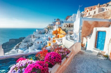 Греция готовится к наплыву туристов