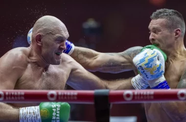 Oleksandr Usyk l-a învins pe Tyson Fury și a devenit campion incontestabil la categoria grea