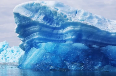 В Антарктиде откололся большой айсберг