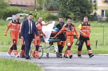 Starea premierului slovac Robert Fico s-a îmbunătățit după tentativa de asasinat