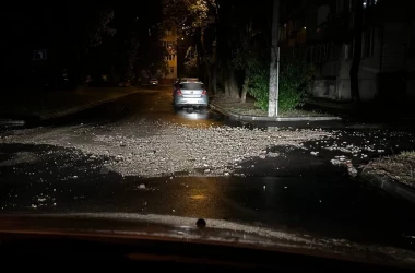 Ploaia de ieri seara a făcut prăpăd în Chișinău