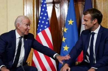 Biden va efectua prima vizită de stat în Franța 