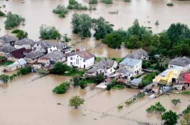 В Германии, где продолжаются наводнения, погиб спасатель