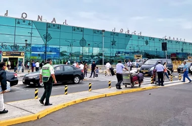 Valorează mii de dolari: Ce marfă ilegală a fost descoperită pe un aeroport internațional