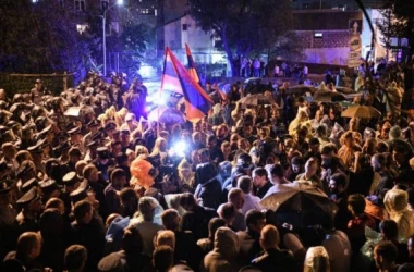  Opoziția din Armenia impune un ultimatum 