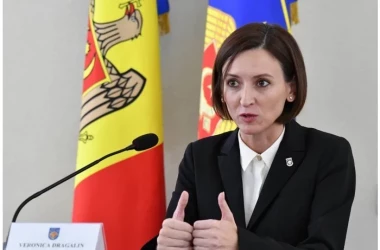 Veronica Dragalin: „Fiecare om din Moldova o dată a dat bani la un doctor”