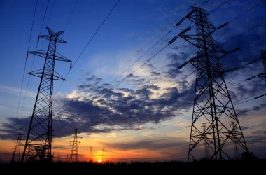 Стала известна причина массового отключения электричества на Балканах