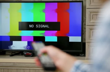Rusia va restricționa accesul la radiodifuziune a peste 80 de surse media din UE