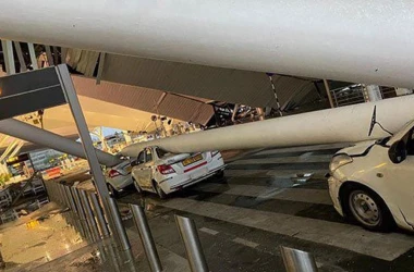 În aeroportul Delhi s-a prăbușit acoperișul: sînt victime