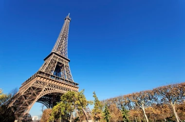 Туристы не стремятся ехать в столицу Франции