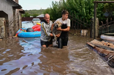 România s-a transformat în Veneția: mii de oameni au fost evacuați