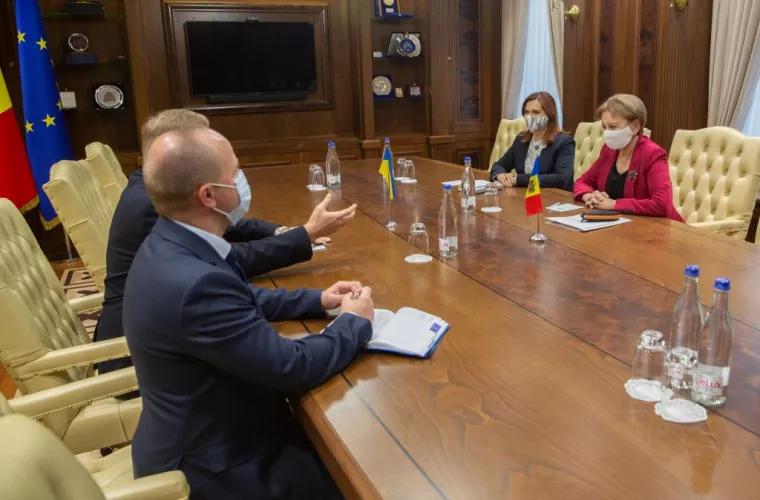 Гречаная встретилась с послом Украины в нашей стране