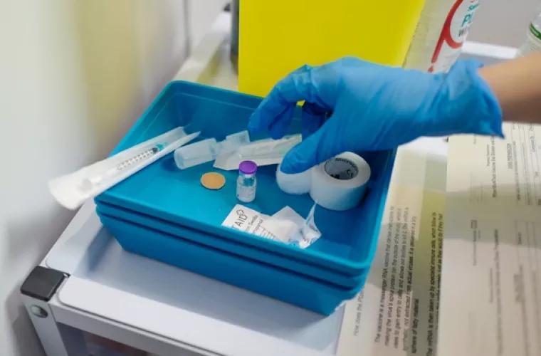 В Украине назвали дату начала вакцинации против коронавируса