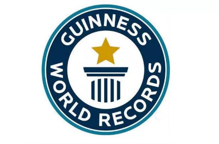 Clipul care a intrat în Cartea Recordurilor: s-a difuzat online pentru 178 de zile