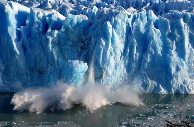 Gheața de pe Pămînt se topește într-un ritm mai rapid