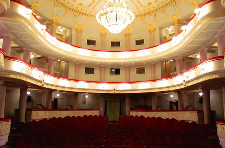 Teatrele din Chișinău vor prezenta mai multe spectacole
