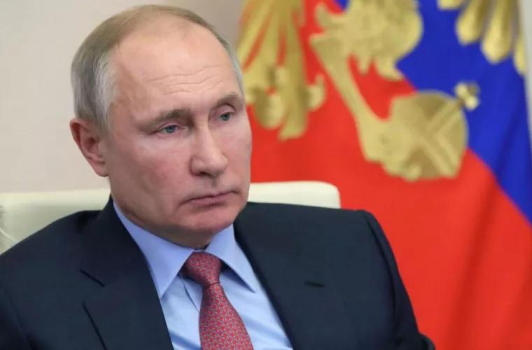 Путин сказал, что не намерен «обезьянничать» и делать прививку специально перед камерами