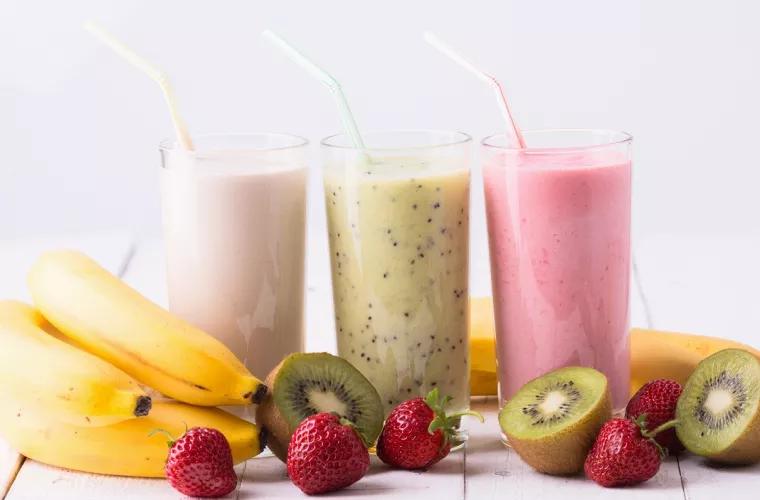 Care este diferența dintre a bea un smoothie și a mînca un fruct întreg. Explicația unui nutriționist