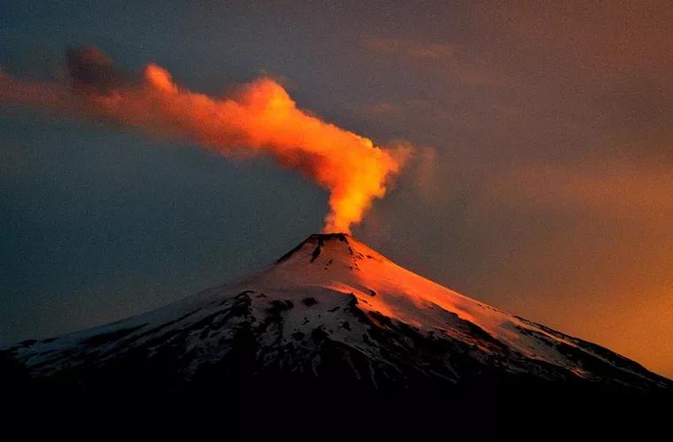 Chile: Un nou vulcan activ, descoperit în extremitatea sudică a ţării